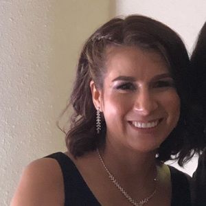 Meet your Posher, Bea